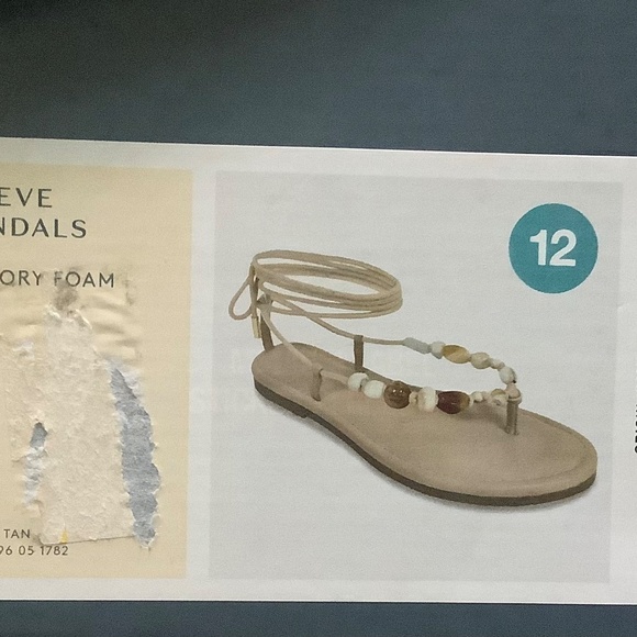 NEW Universal Thread Women’s Maeve Sandals - Picture 2 of 3